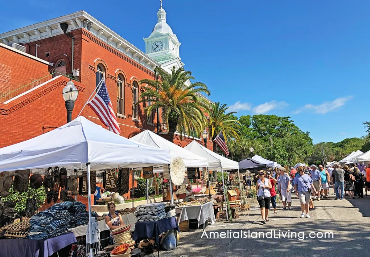 Fernandina Beach Isle of Eight Flags Shrimp Festival Arts and Crafts Booths. Photo by Amelia Island Living magazine.